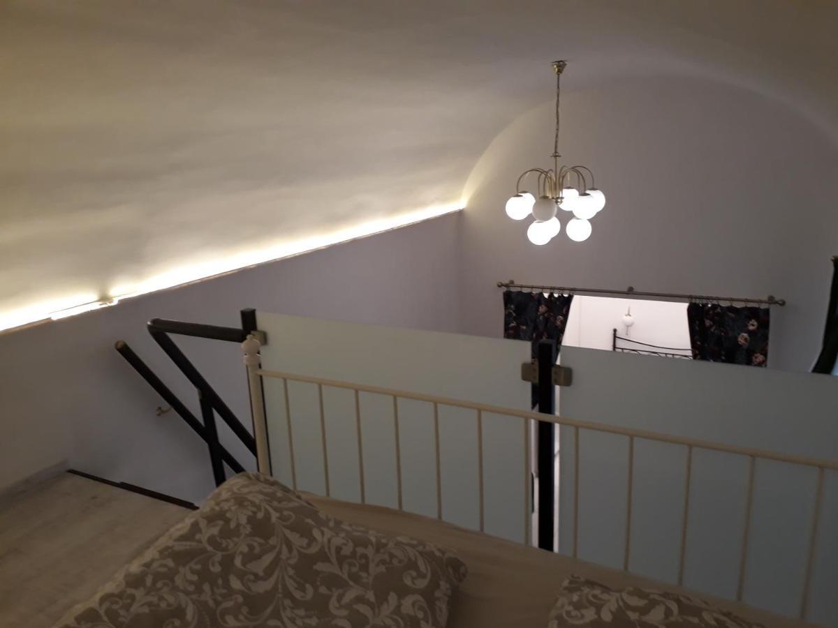 Danube Elegance Apartment Budapest Exteriör bild