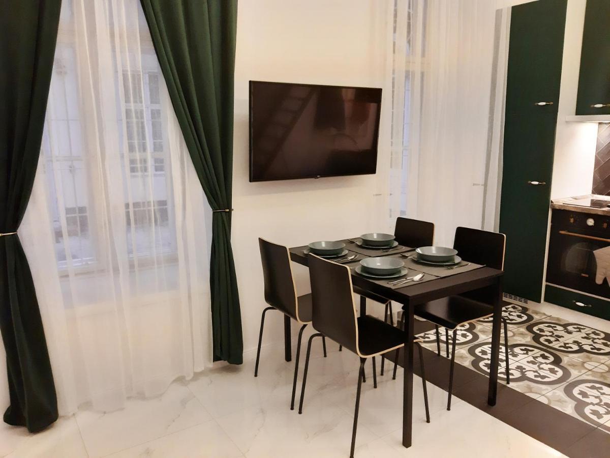 Danube Elegance Apartment Budapest Exteriör bild